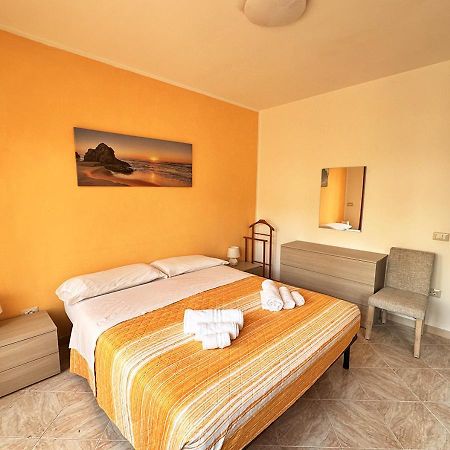 Murphy Holiday Home - Residenza Guardia Vecchia La Maddalena  Kültér fotó